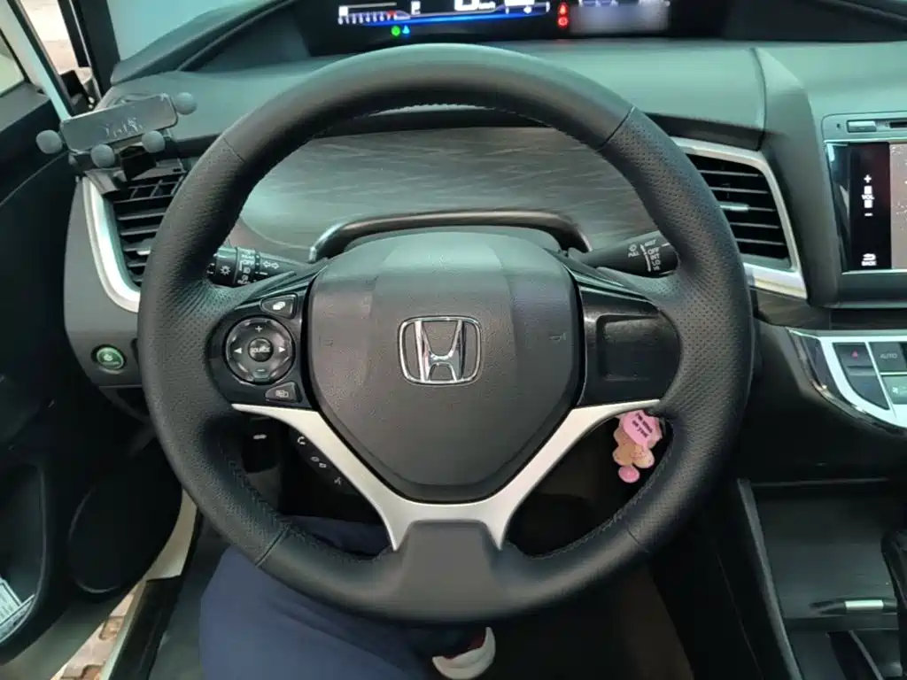 Honda Jade 2015 — фото 11