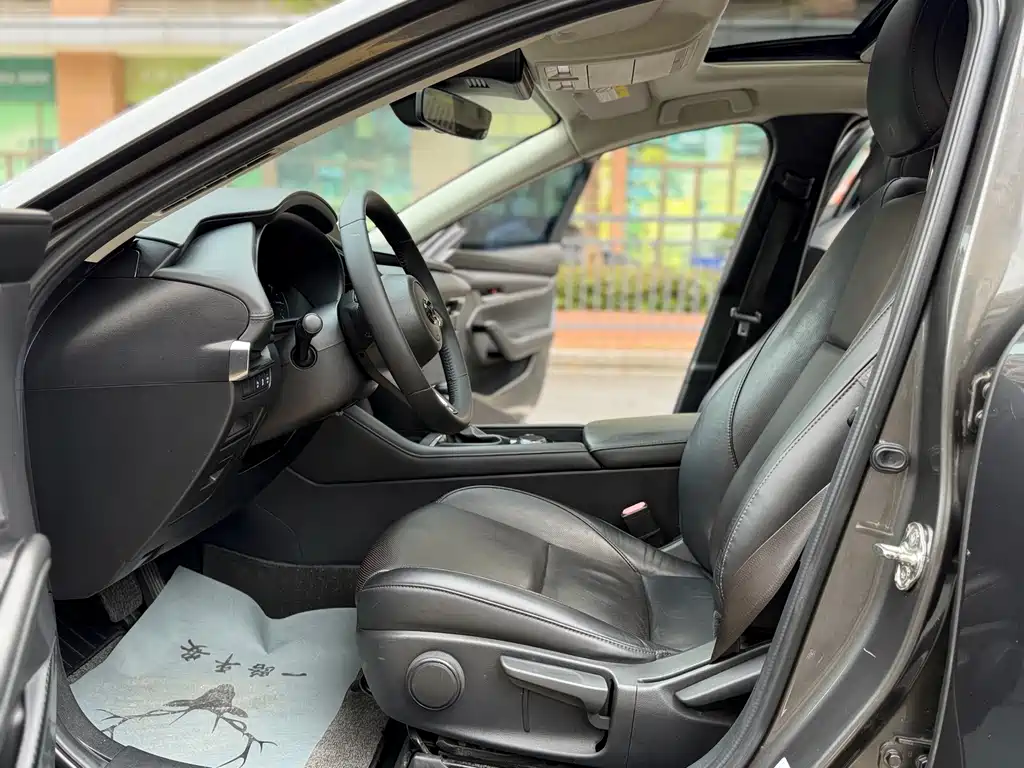 Mazda 3 Axela 2020