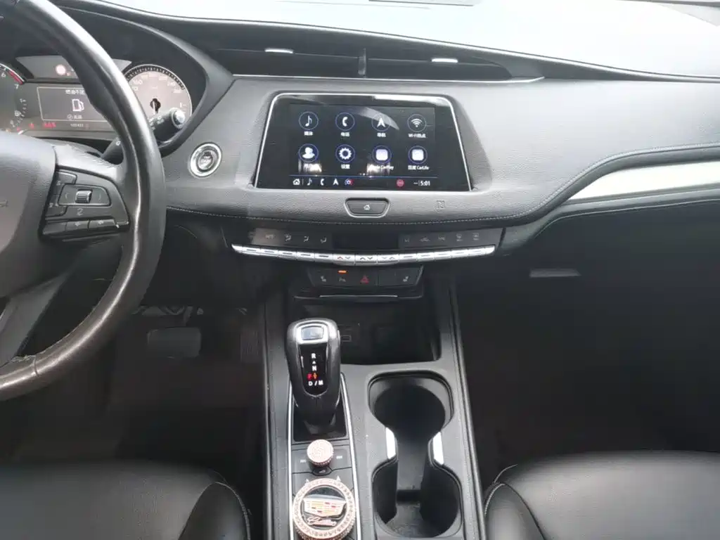 Cadillac XT4 2019 — фото 13