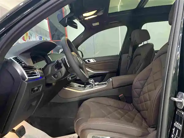 BMW X5 2023
