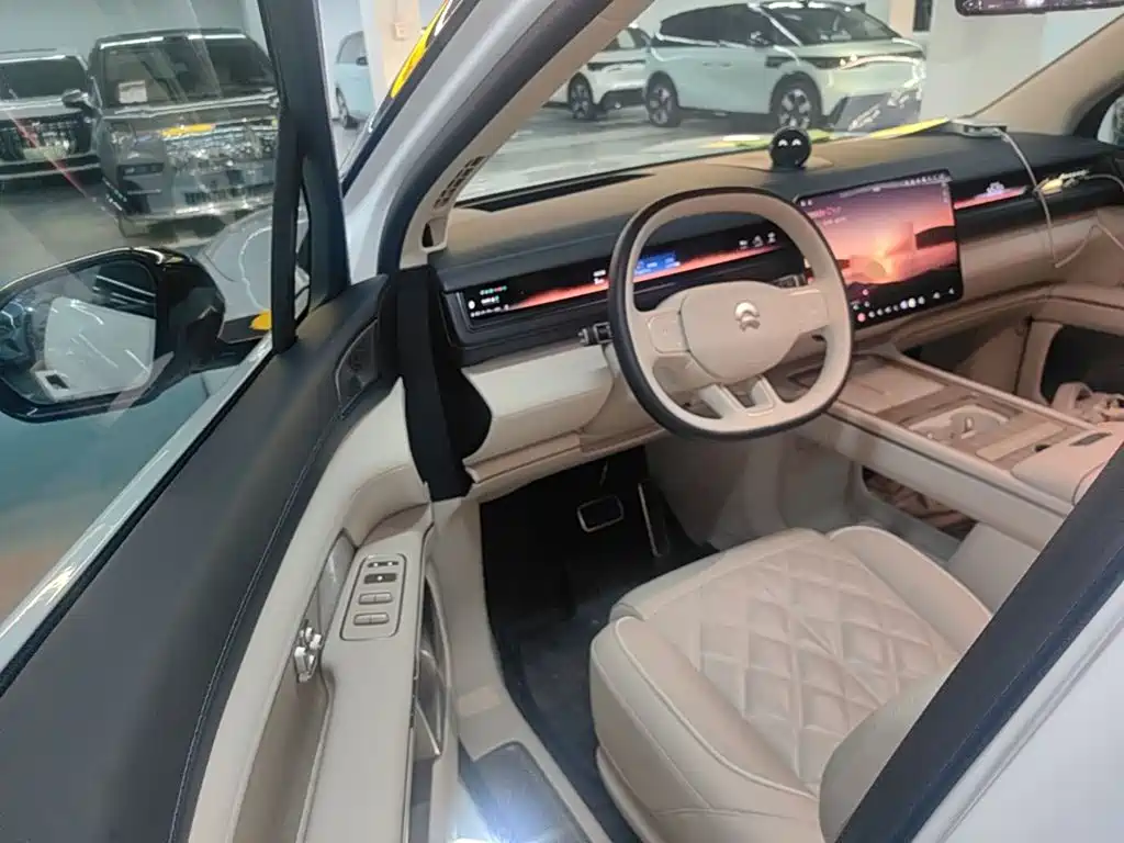 NIO ES8 2025 — фото 16