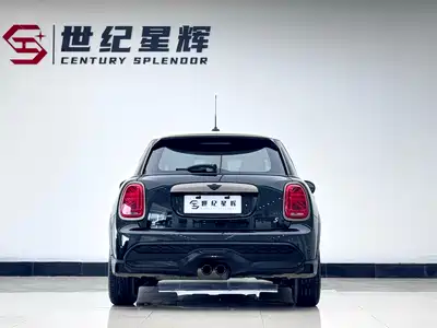 MINI MINI 2023