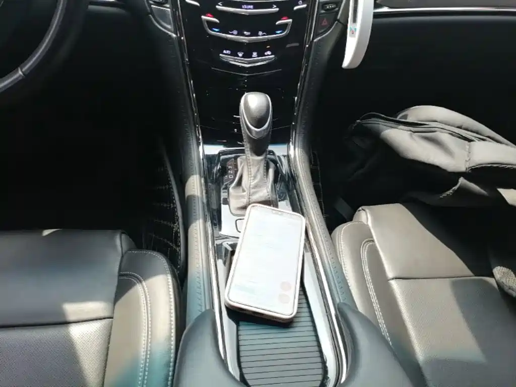 Cadillac ATS-L 2018 — фото 14
