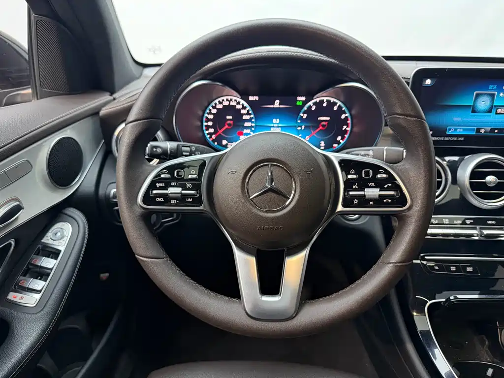 Mercedes-Benz GLC 2022 — фото 10