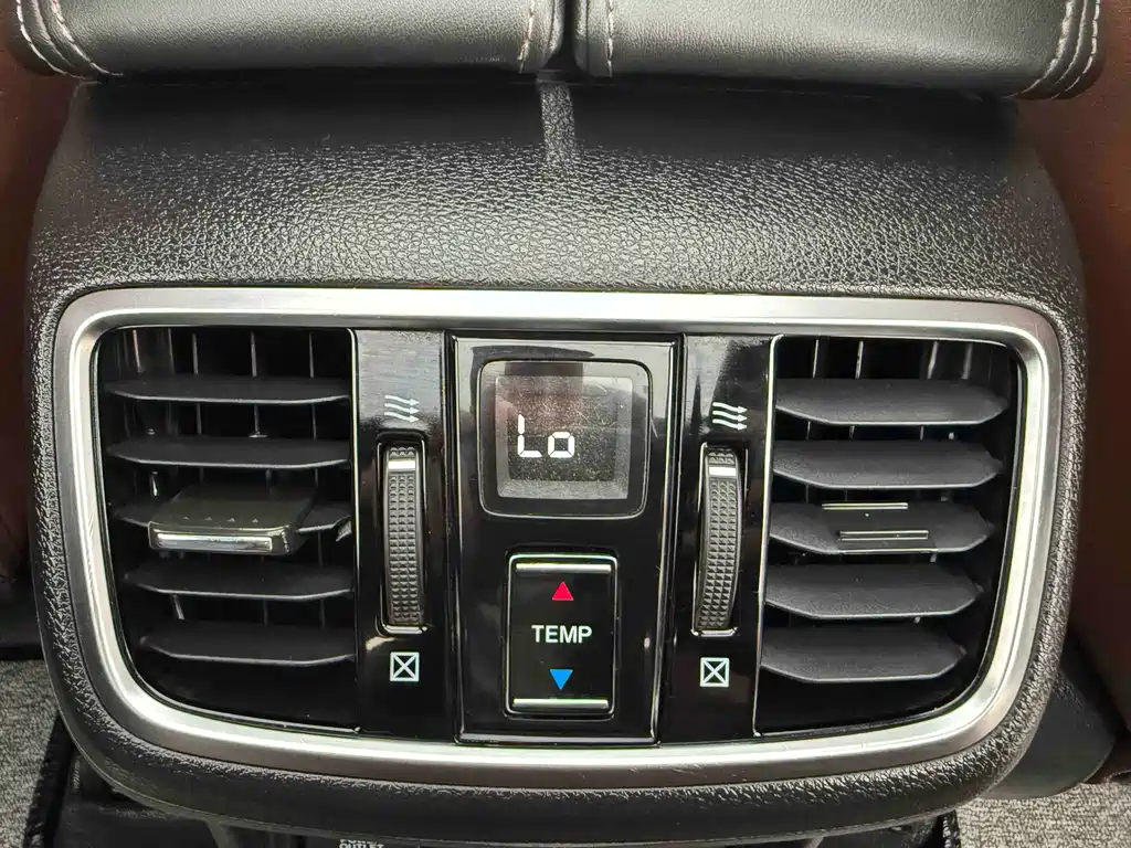Honda UR-V 2018 — фото 11