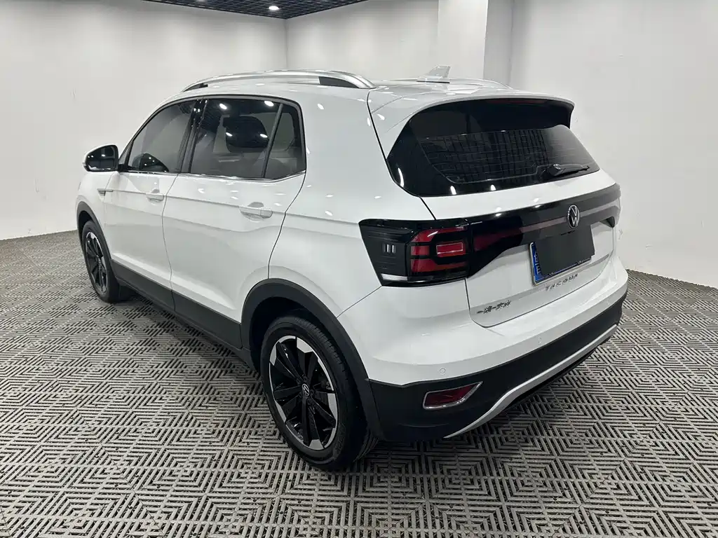 Volkswagen Tacqua 2021