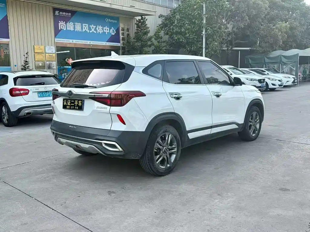 Kia KX3 2020 — фото 8
