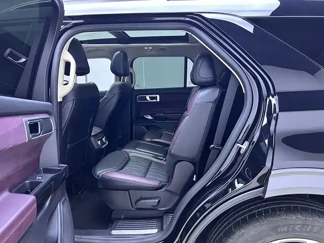 Ford Explorer 2023 — фото 13
