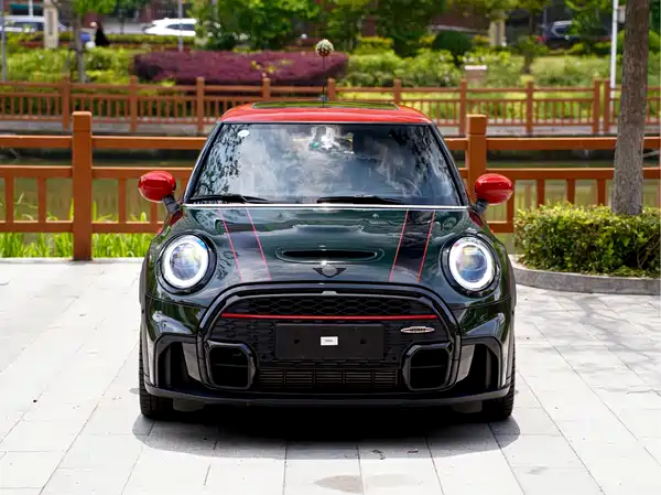 MINI JCW 2023