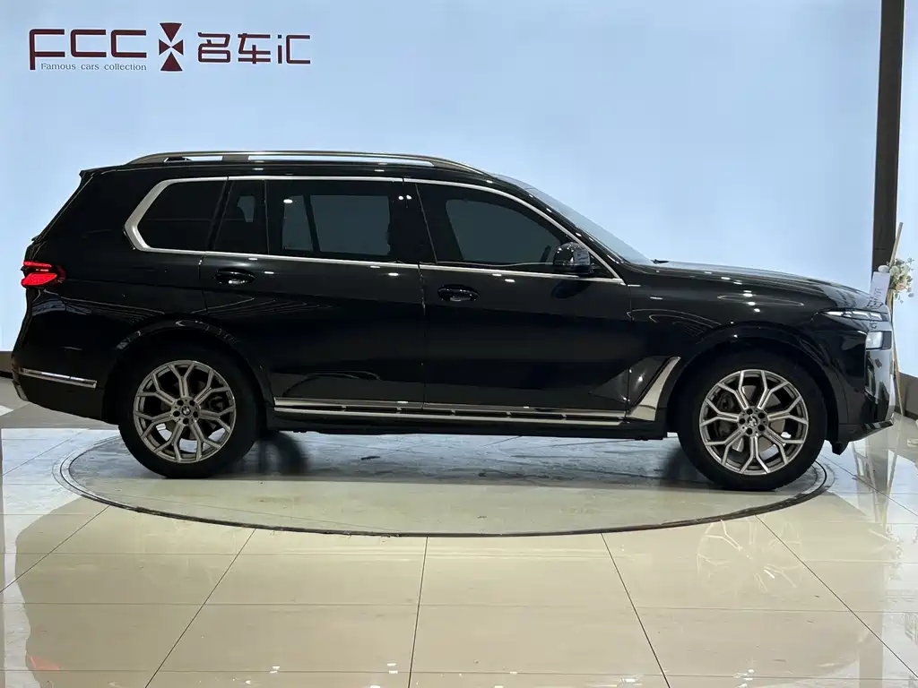 BMW X7 2023 — фото 4