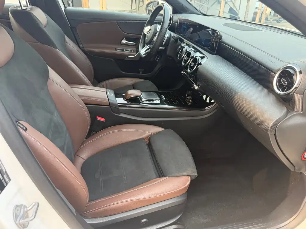 Mercedes-Benz A-Class 2020 — фото 10