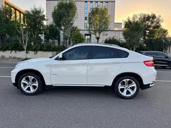 BMW X6 2013