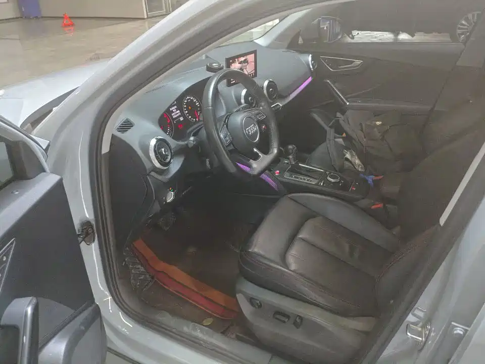 Audi Q2L 2022