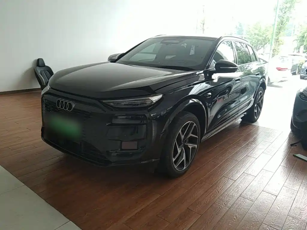 Audi Q6L e-tron 2025