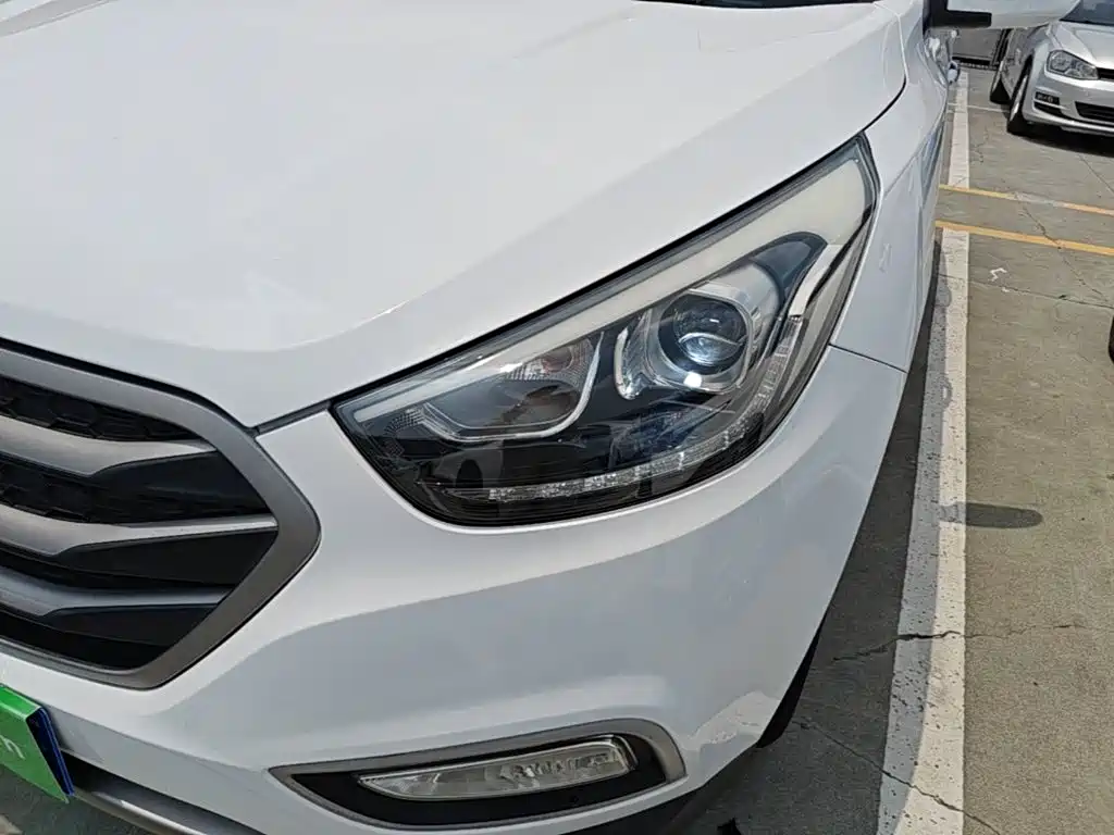 Hyundai ix35 2014 — фото 24