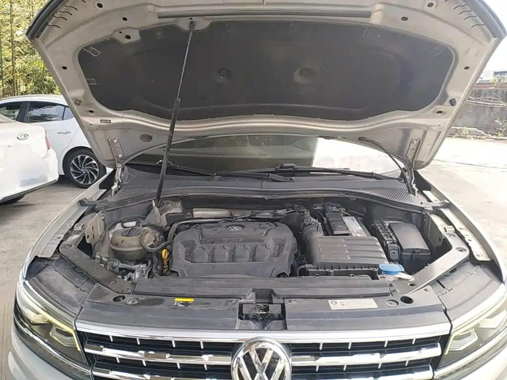 Volkswagen Tiguan L 2018 — фото 20