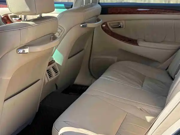 Toyota Crown 2006