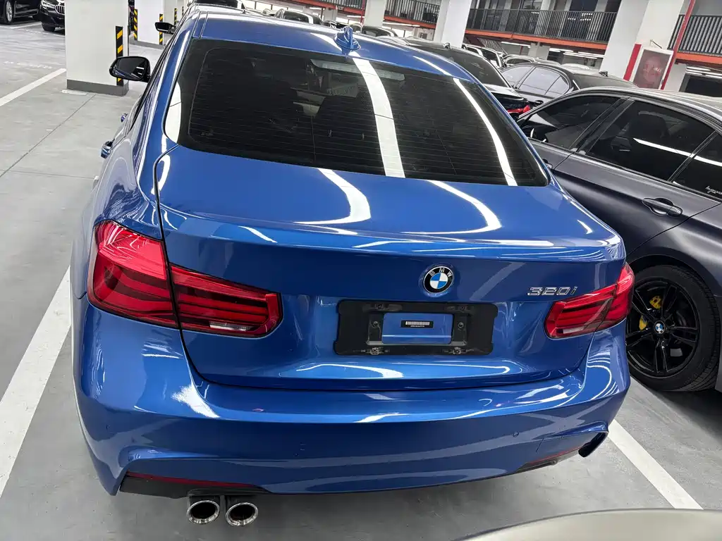 BMW 3 Series 2018 — фото 9
