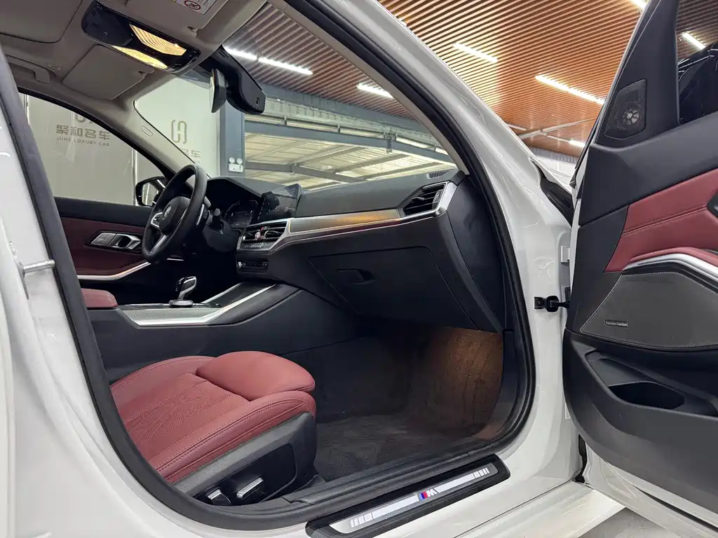 BMW 3 Series 2022 — фото 13