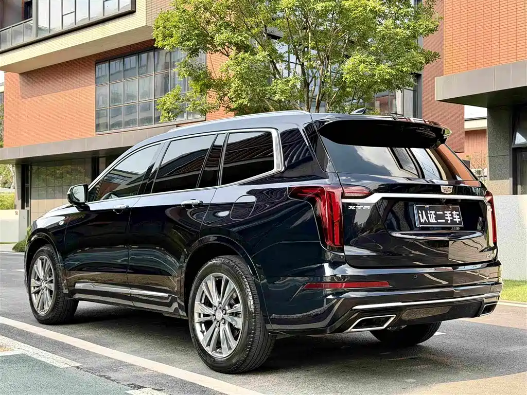 Cadillac XT6 2020 — фото 7