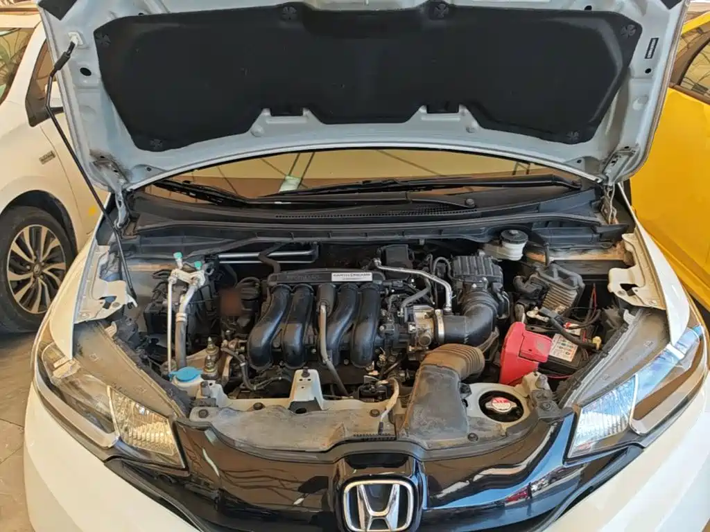 Honda Fit 2017 — фото 20