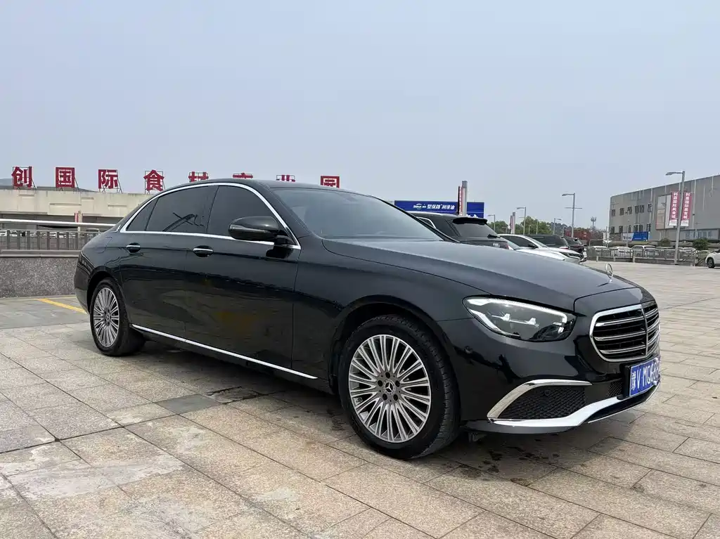 Mercedes-Benz E-Class 2021 — фото 3
