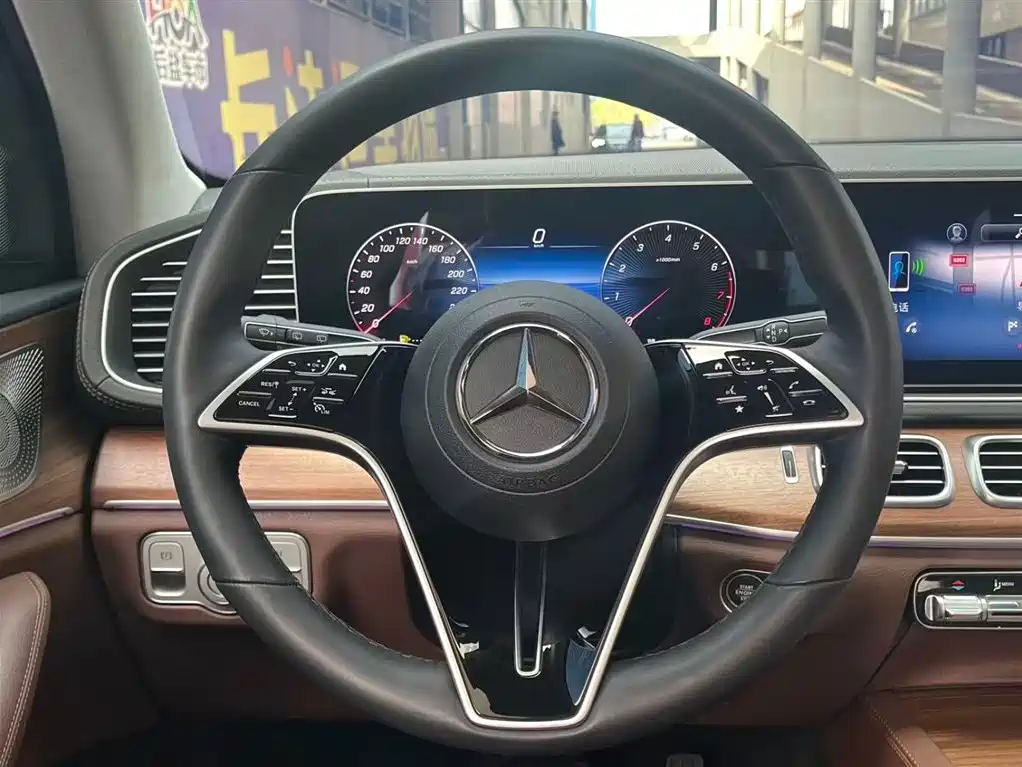 Mercedes-Benz GLE 2024 — фото 13