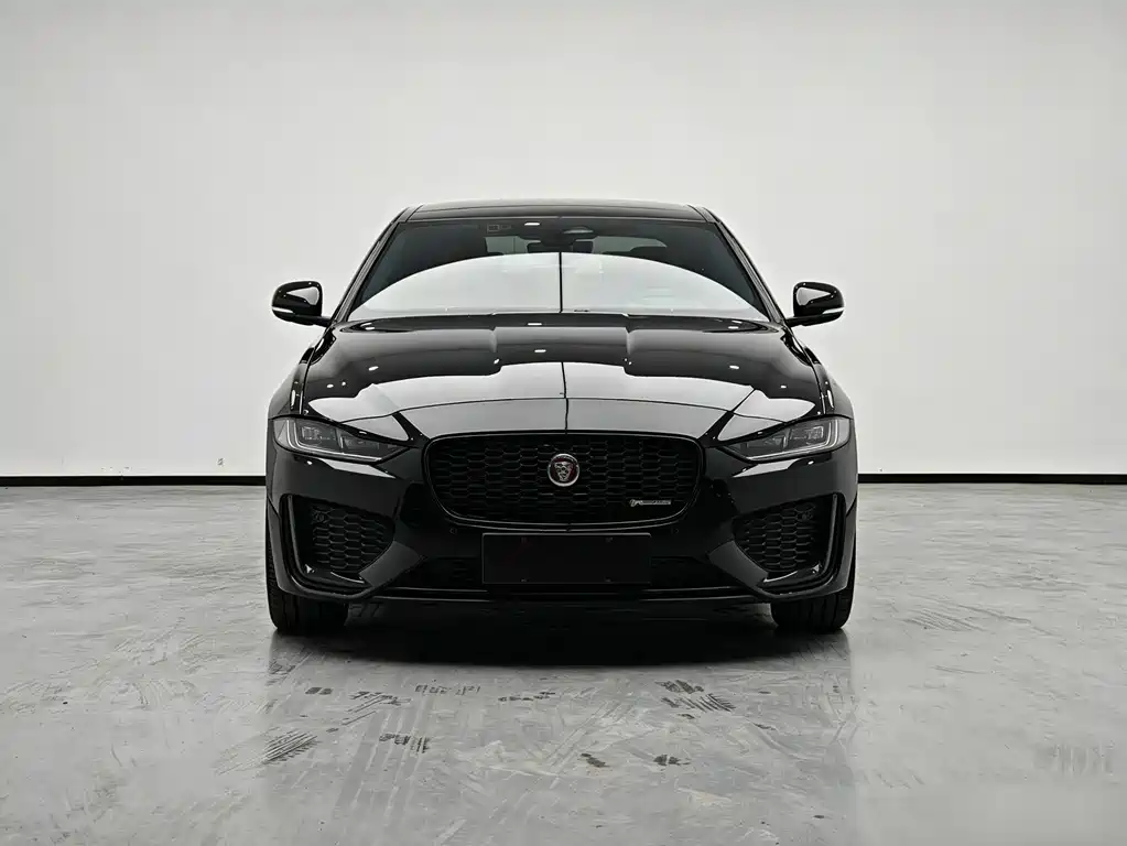 Jaguar XEL 2022 — фото 20