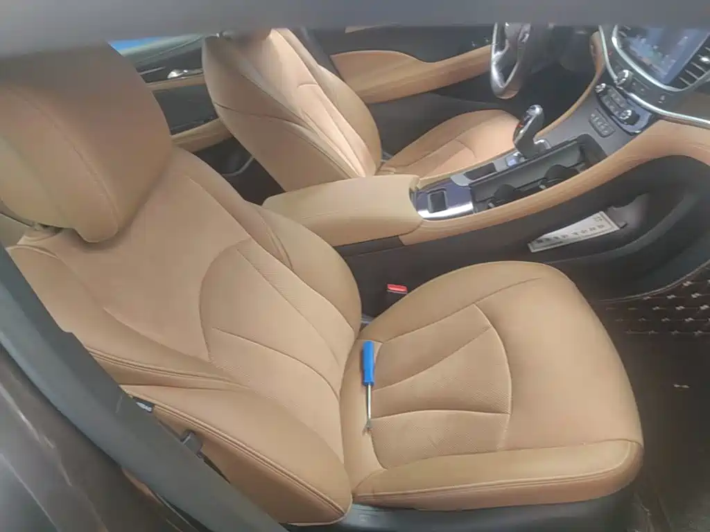 Buick LaCrosse 2017 — фото 16