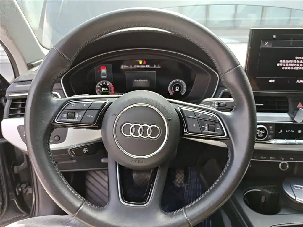 Audi A4L 2021 — фото 11
