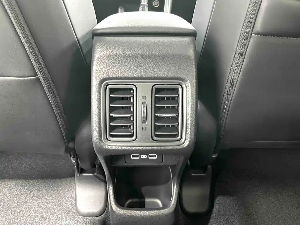 Honda Vezel 2023 — фото 16