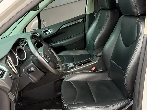 Citroën C4L 2016