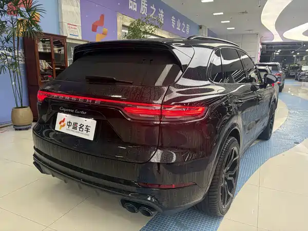 Porsche Cayenne 2020