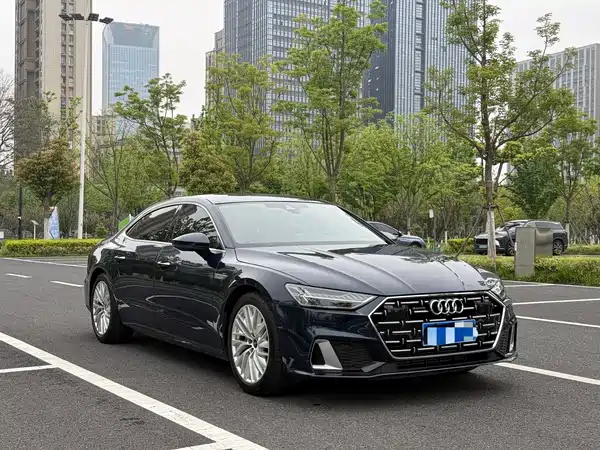 Audi A7L 2023