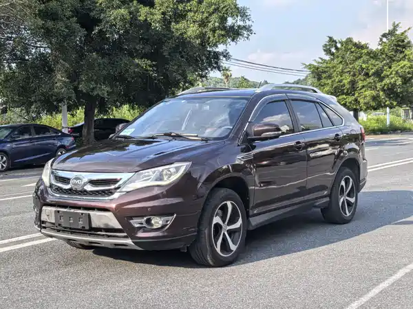 BYD S7 2016