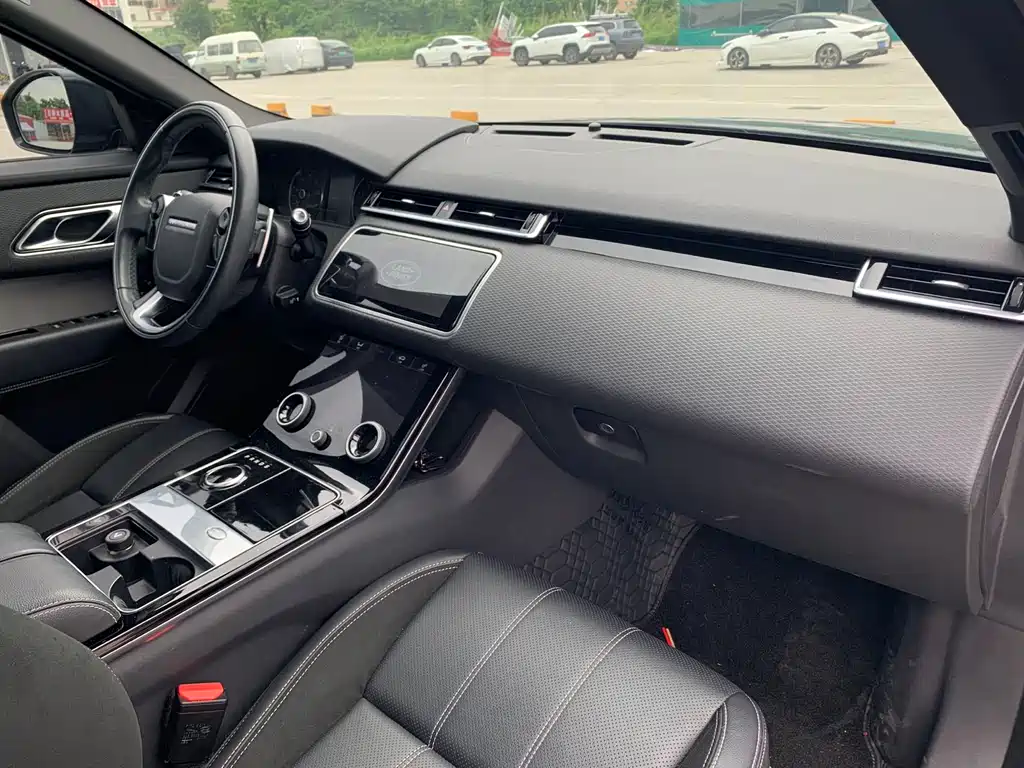 Land Rover Range Rover Velar 2020 — фото 23