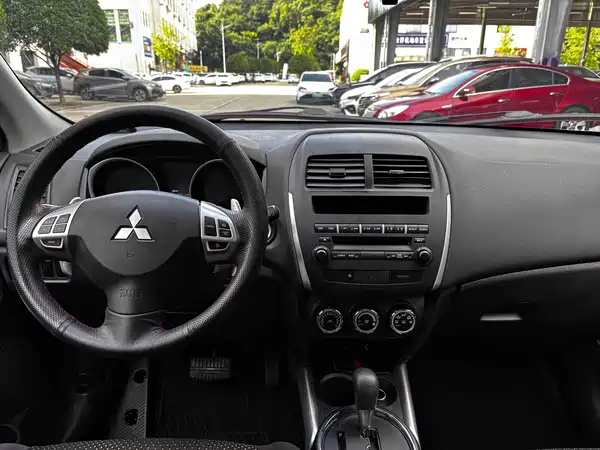 Mitsubishi Jinxuan ASX 2015