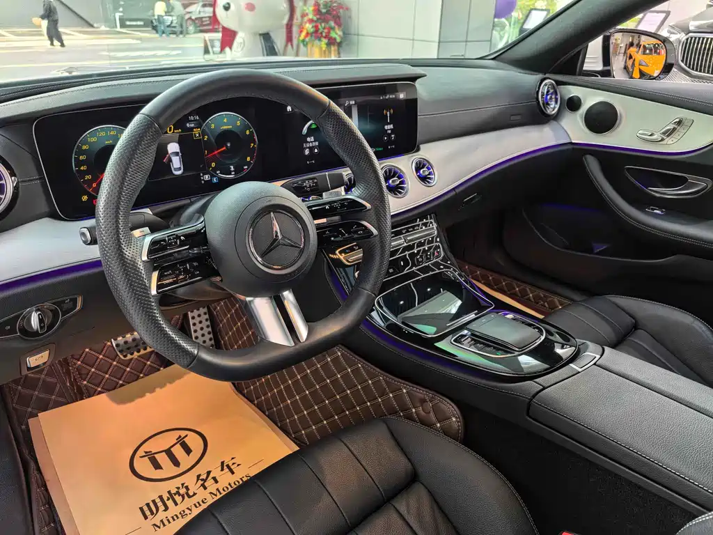 Mercedes-Benz E-Class 2023 — фото 6