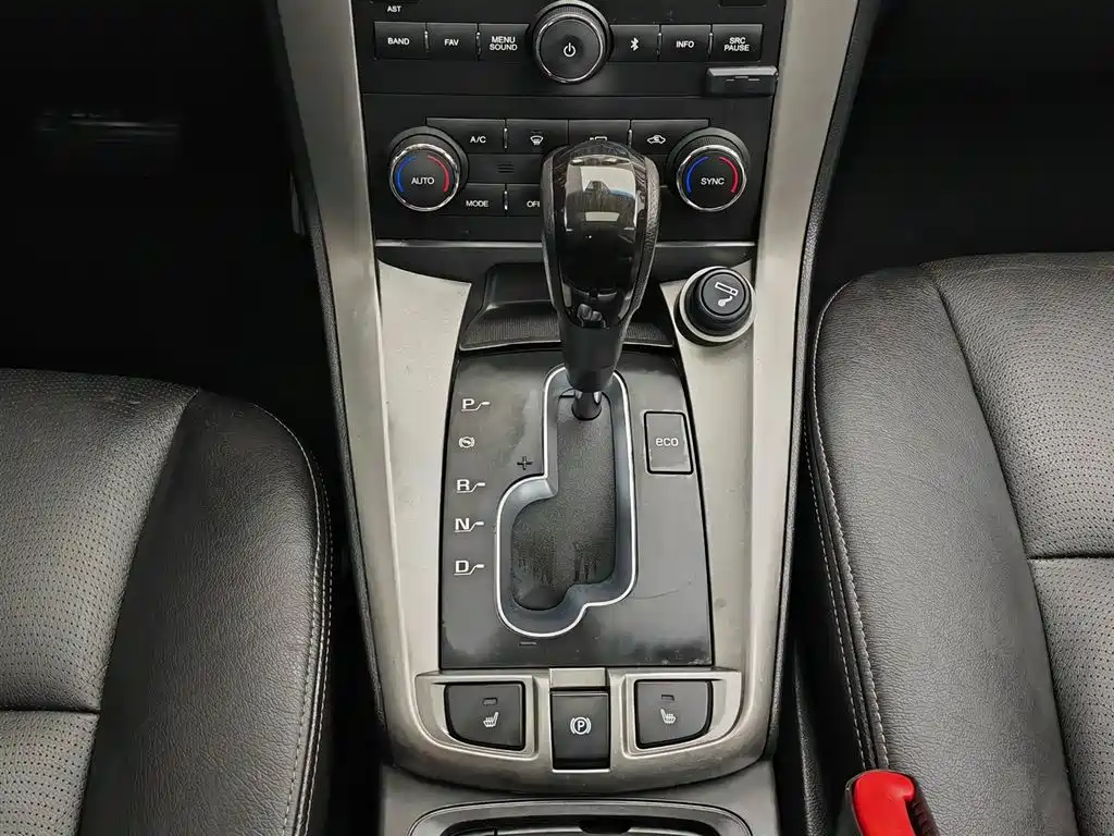 Chevrolet Captiva 2017 — фото 13