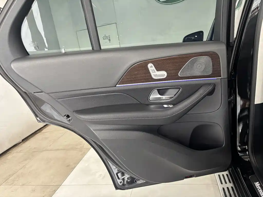 Mercedes-Benz GLE 2024 — фото 20