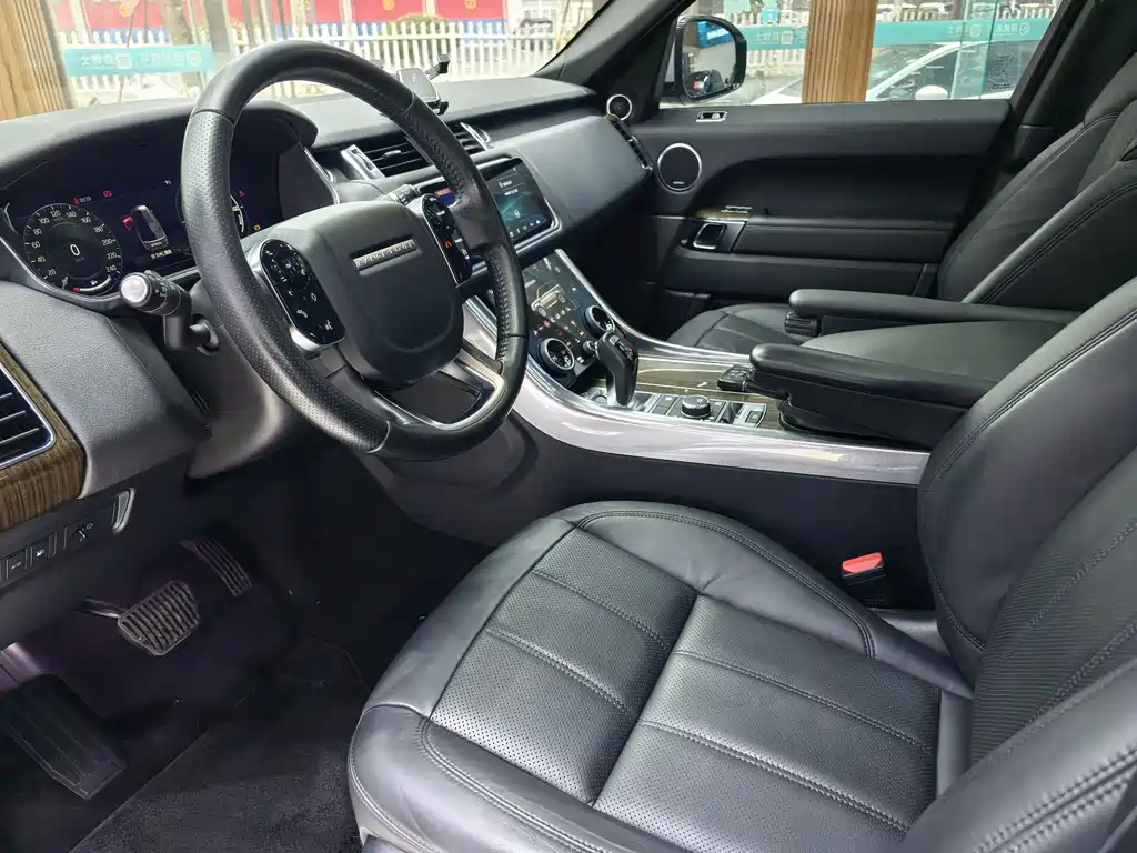 Land Rover Sport PHEV 2018 — фото 10
