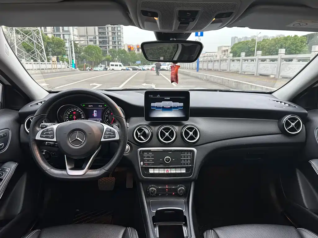 Mercedes-Benz GLA 2019 — фото 6