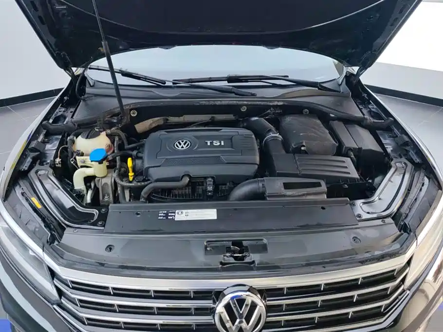 Volkswagen Passat 2017 — фото 10
