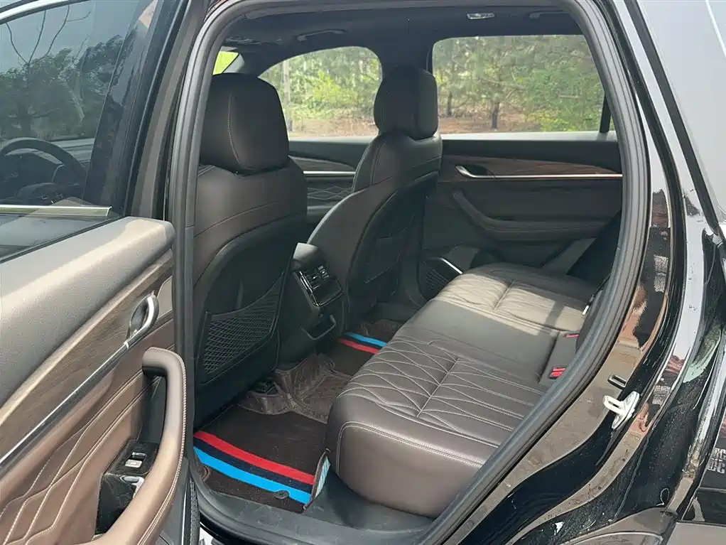 Geely Xingyue L 2025 — фото 15