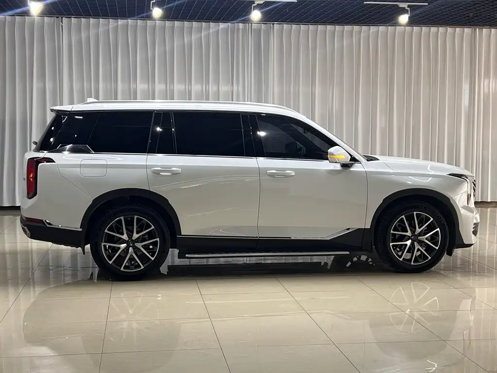 GAC Trumpchi GS8 2024 — фото 4