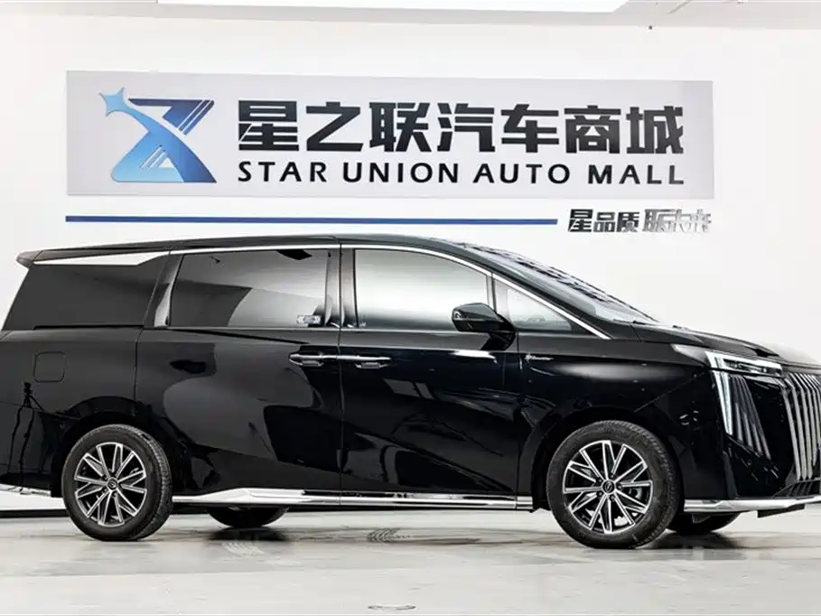 GAC Motor Trumpchi M8 2023 — фото 5