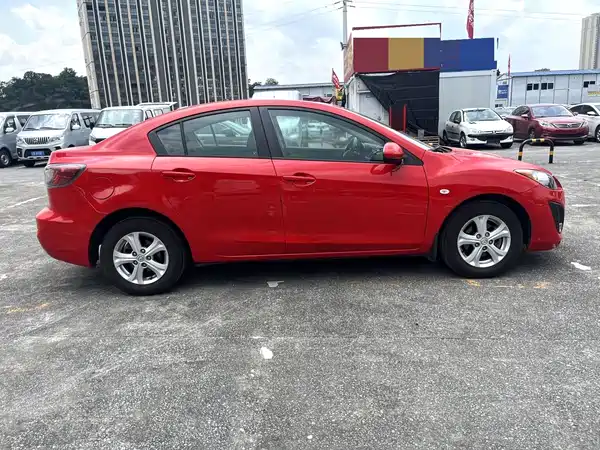 Mazda 3 Xingcheng 2013