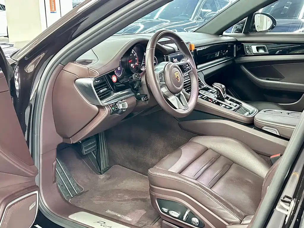 Porsche Panamera 2018 — фото 3