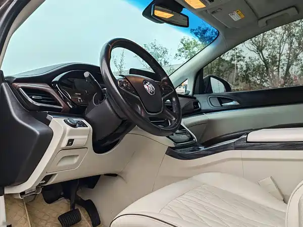 Buick GL8 2022