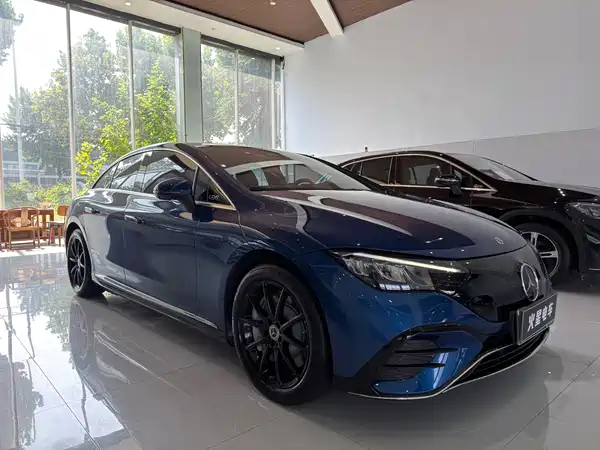 Mercedes-Benz EQE 2023